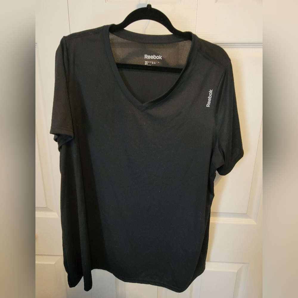 NWOT Women's Athletic Shirt, Reebok, Dri-Fit, 2X